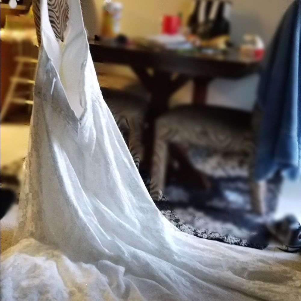 Wedding dress